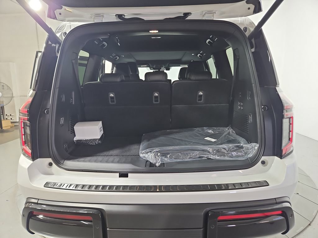 New 2026 Nissan Armada PRO-4X image 23