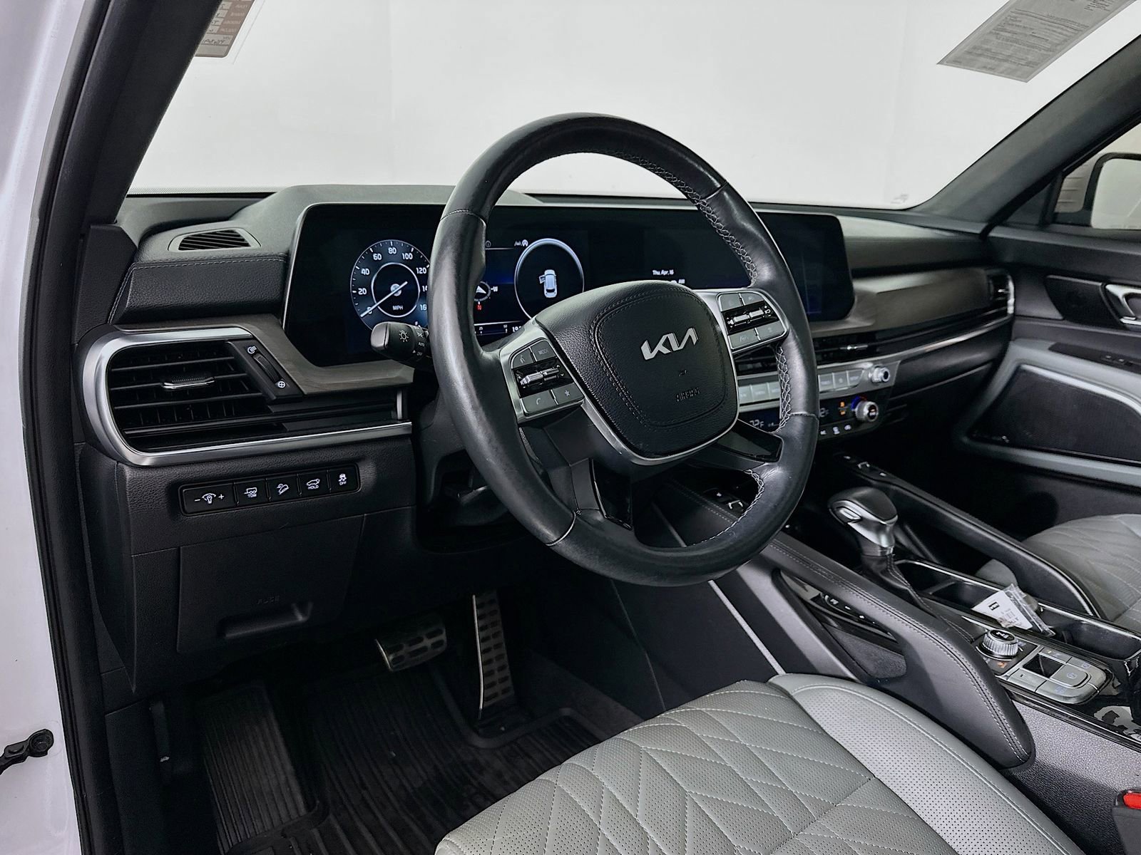 Used 2023 Kia Telluride SX Prestige X-Pro AWD/4WD image 10