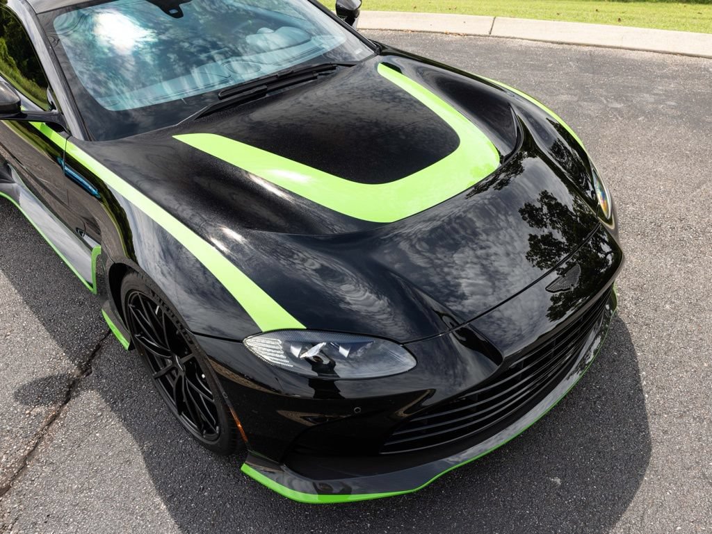 Used 2023 Aston Martin V12 Vantage RWD image 16