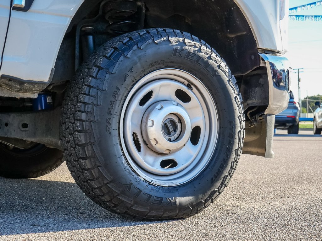 Used 2025 Ford F350 XL w/ XL Chrome Package AWD/4WD image 9