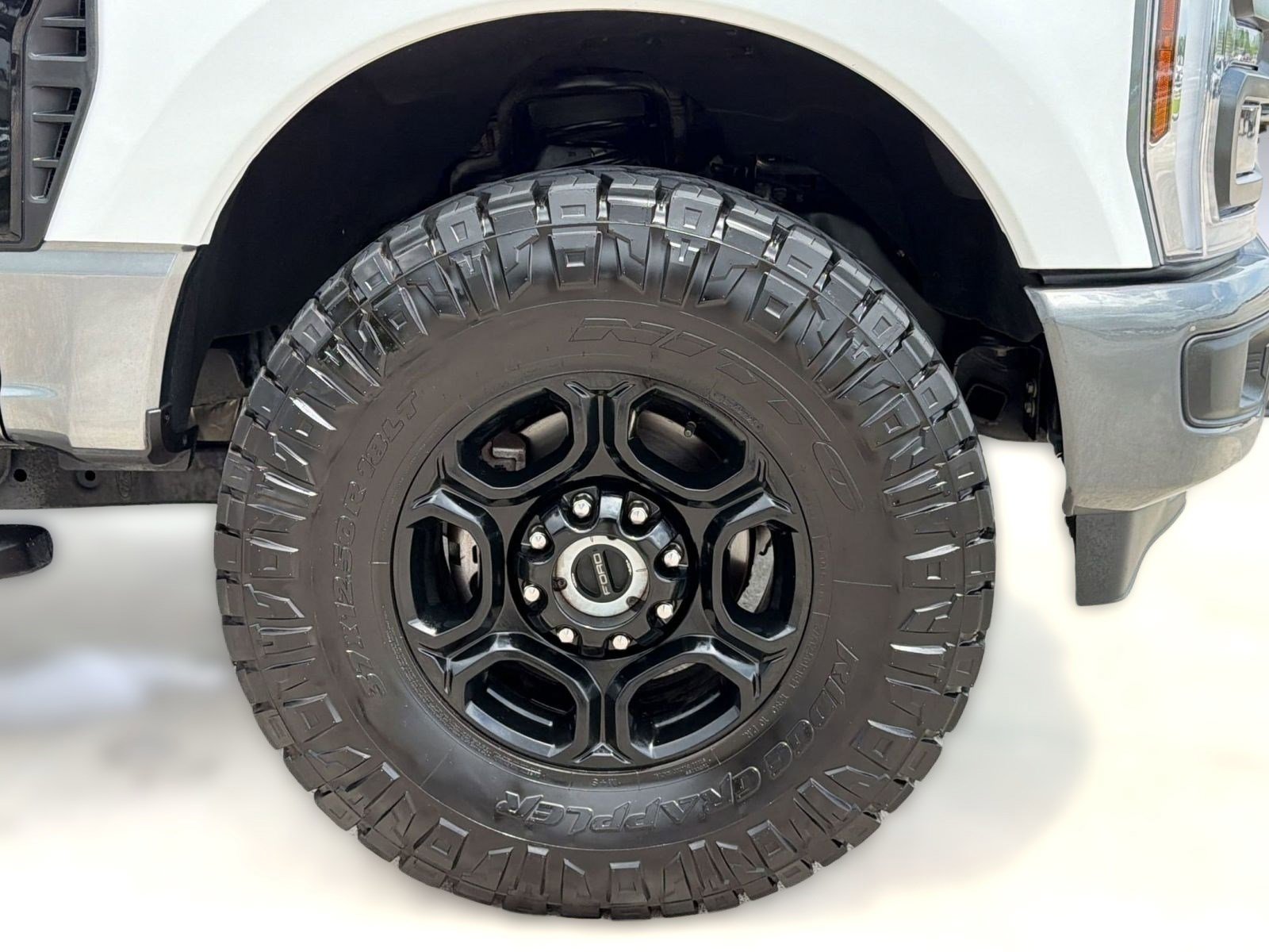 Used 2024 Ford F250 XL w/ STX Appearance Package AWD/4WD image 11