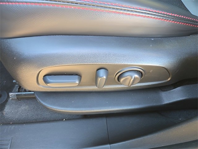 Used 2022 Chevrolet Equinox RS w/ RS Leather Package image 10