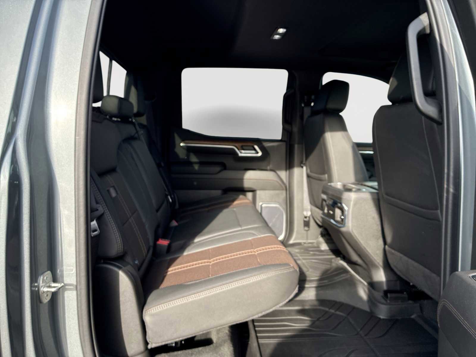 Certified 2023 Chevrolet Silverado 1500 High Country w/ High Country Premium Package image 28