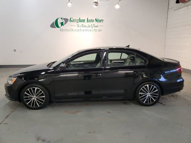 Used 2016 Volkswagen Jetta Sport FWD image 4