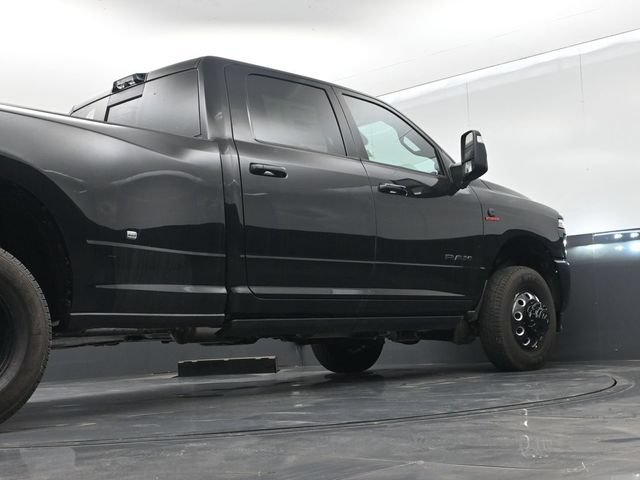 New 2026 RAM 3500 Laramie AWD/4WD image 51