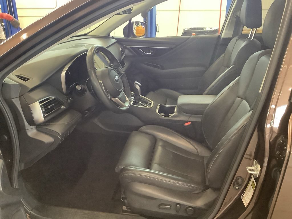 Certified 2022 Subaru Outback Limited AWD/4WD image 13