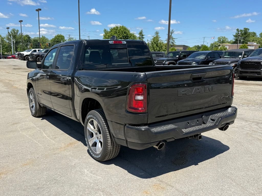 New 2026 RAM 1500 Express AWD/4WD image 9
