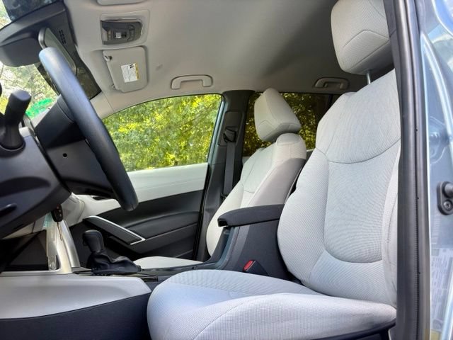 Used 2025 Toyota Corolla Cross L FWD image 26