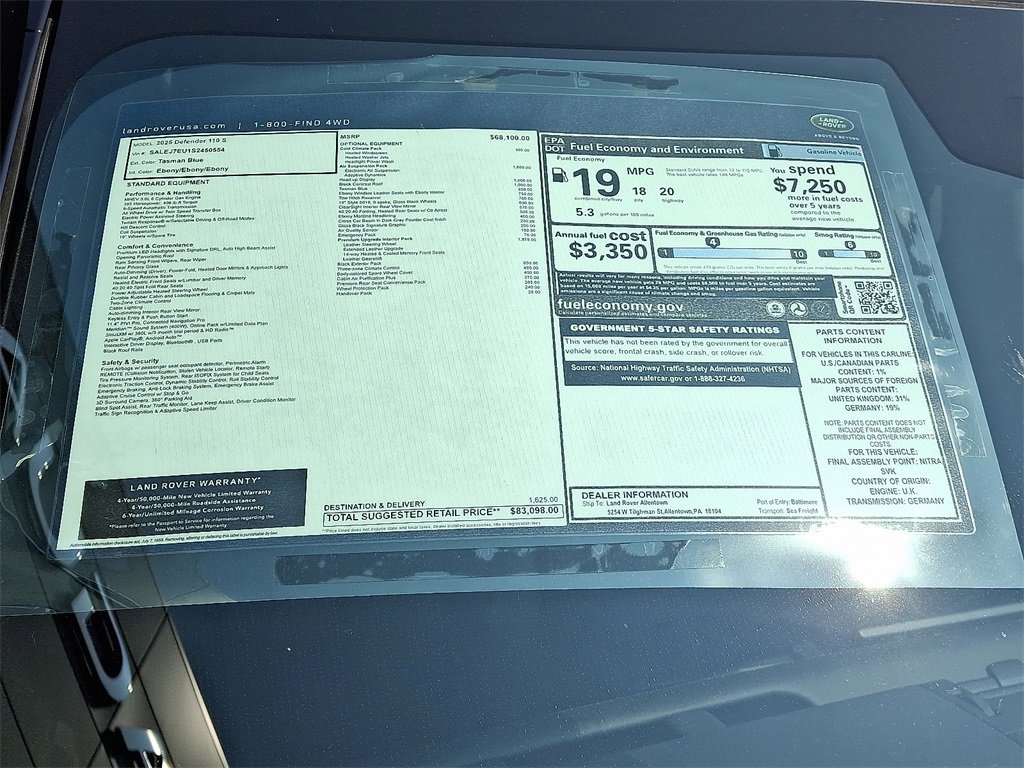 Used 2025 Land Rover Defender 110 S image 24