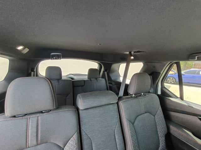 Used 2025 Honda Pilot Sport image 8