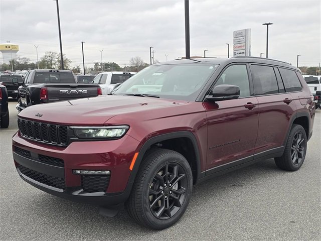 New 2025 Jeep Grand Cherokee L Limited image 15