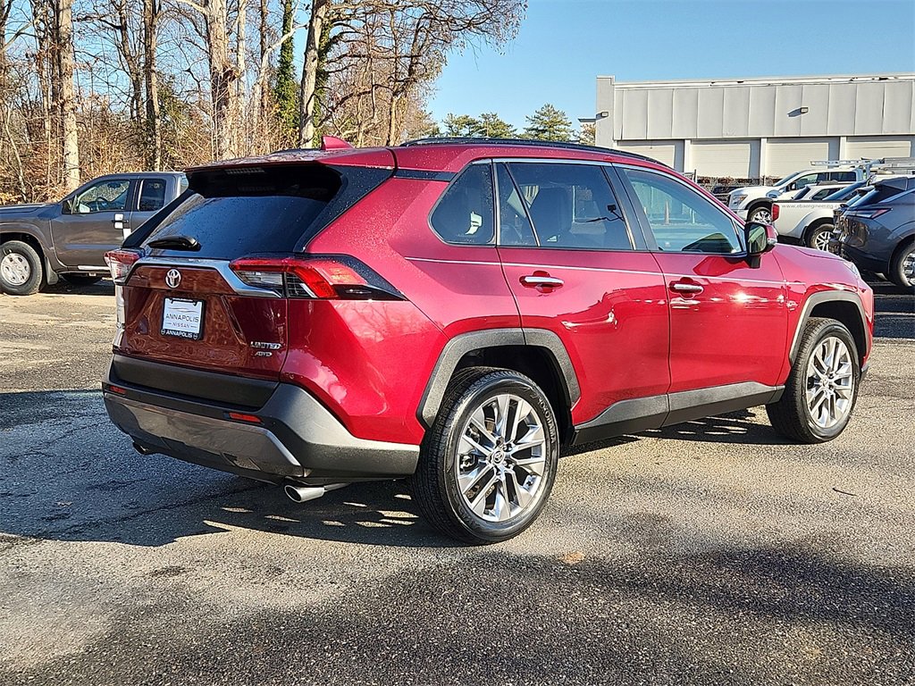 Used 2021 Toyota RAV4 Limited image 6