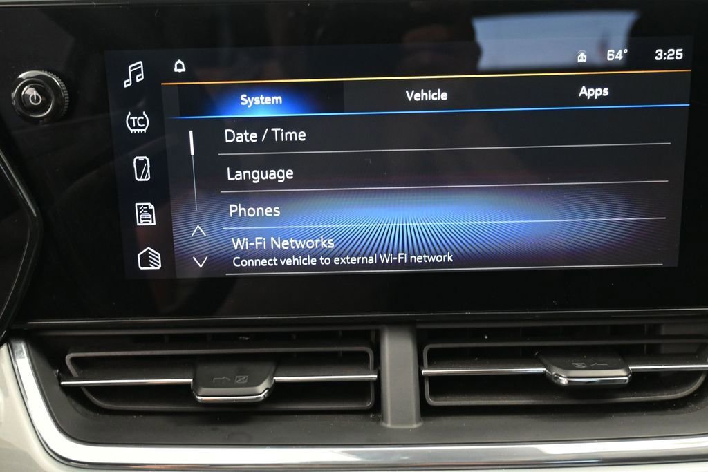 Used 2025 Chevrolet Trax LT FWD image 32