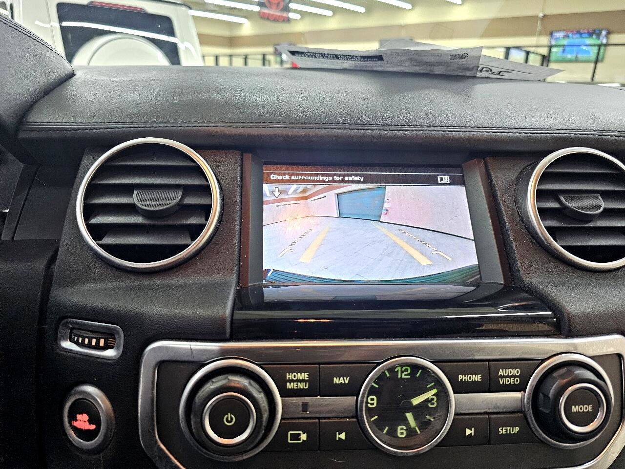 Used 2016 Land Rover LR4 HSE LUX image 33