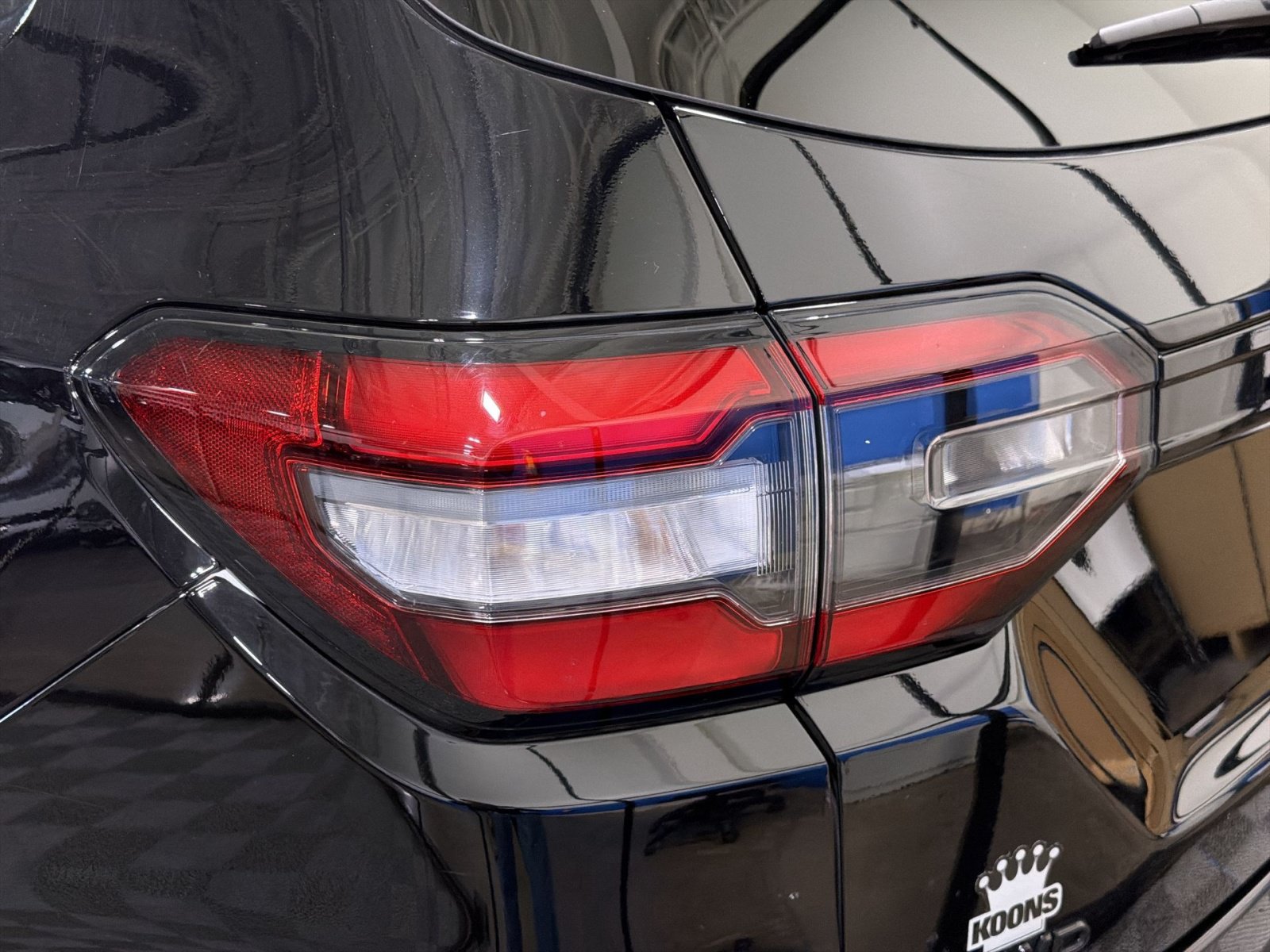 Used 2025 Honda Pilot TrailSport image 17