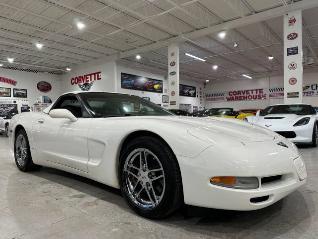 Used 2002 Chevrolet Corvette Convertible w/ Preferred Equipment Group2 RWD image 17