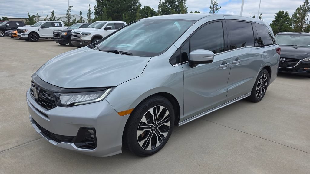 Used 2025 Honda Odyssey Elite