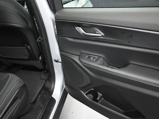 New 2026 Jeep Grand Cherokee L 4WD image 21