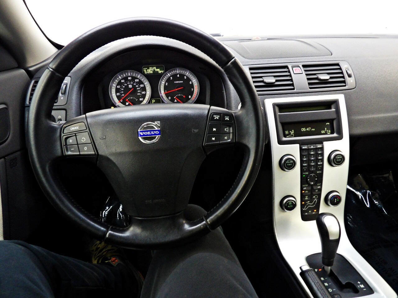 Used 2013 Volvo C70 T5 image 20