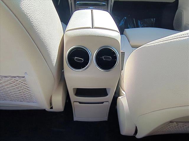 Certified 2025 Mercedes-Benz GLB 250 4MATIC image 18