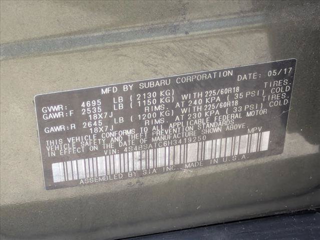 Used 2017 Subaru Outback 2.5i Touring AWD/4WD image 17