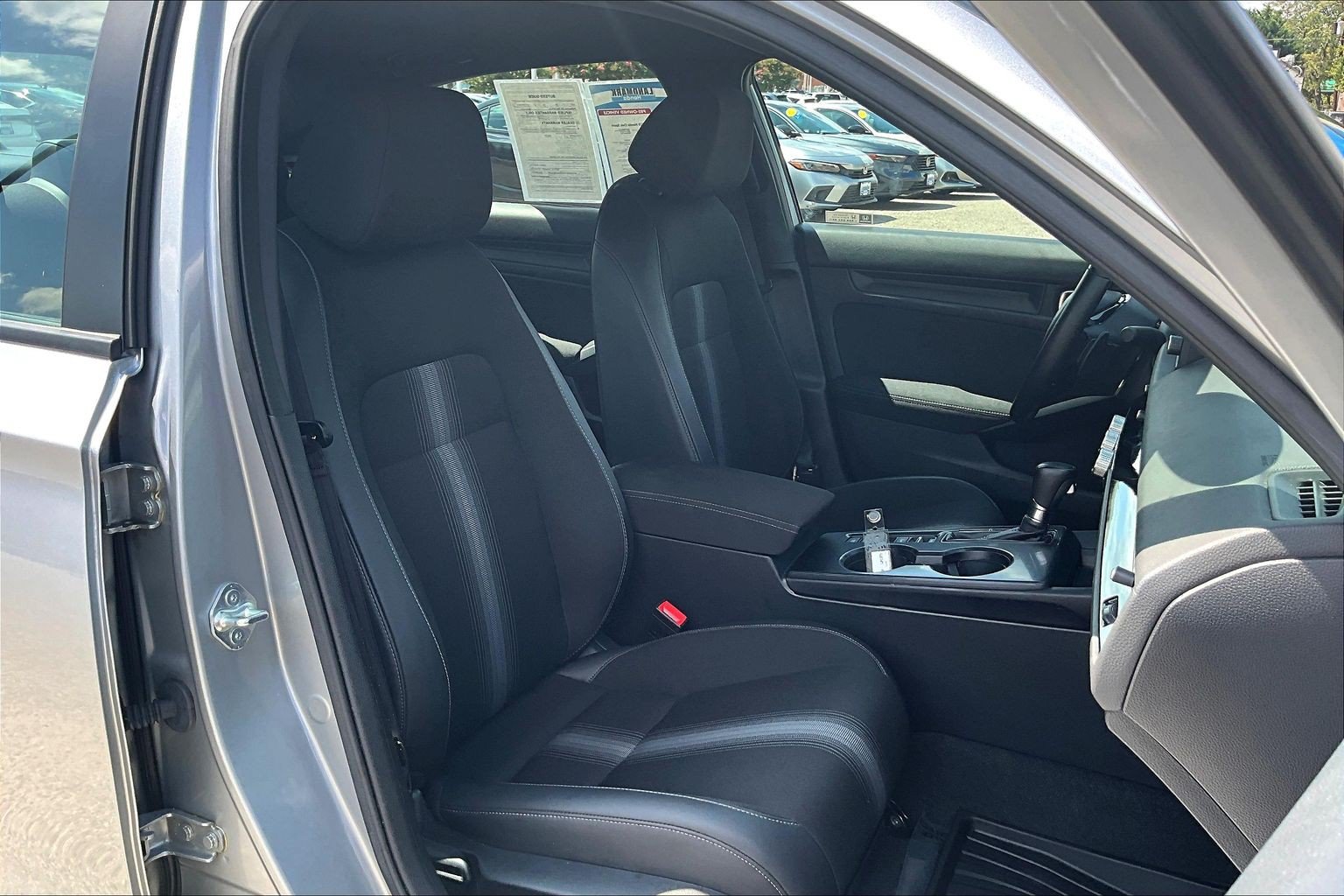Used 2023 Honda Civic Sport image 7