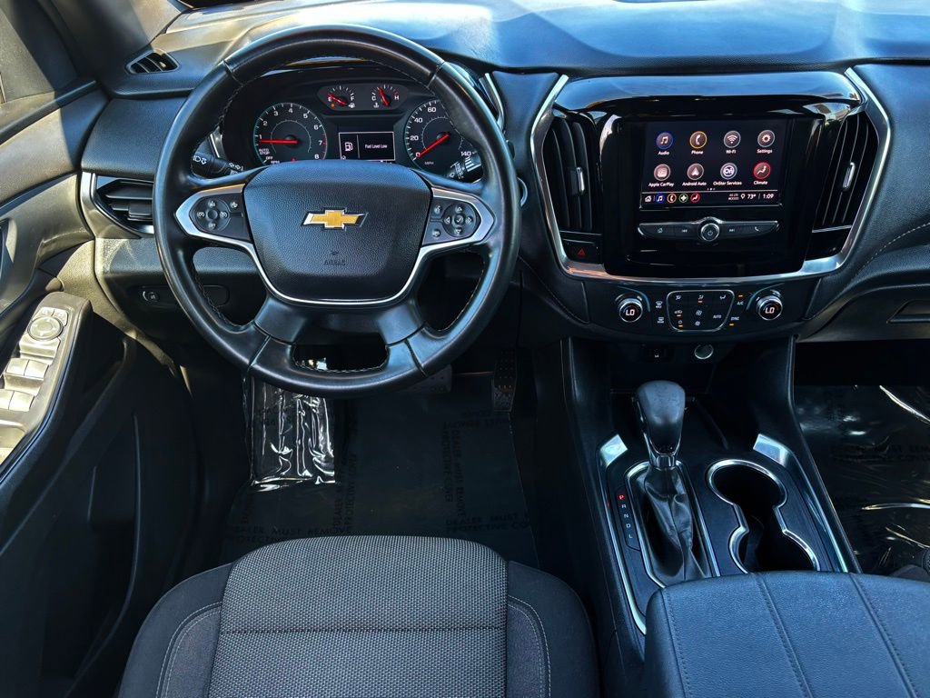 Used 2023 Chevrolet Traverse LT image 24