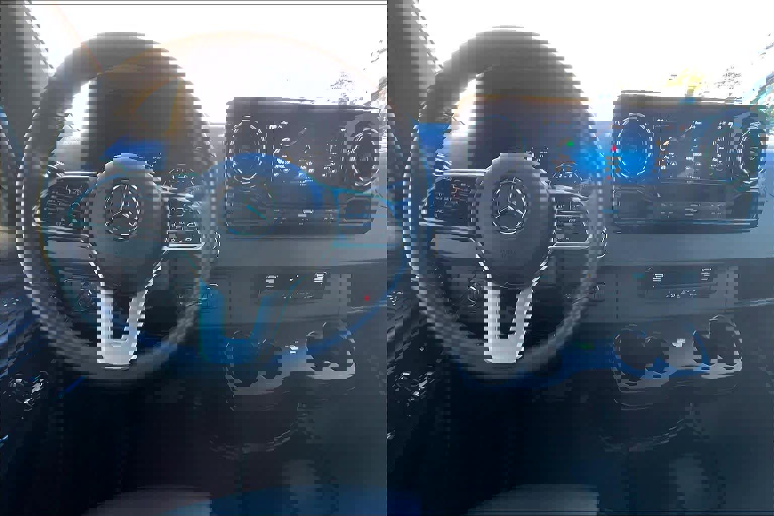 Used 2020 Mercedes-Benz Sprinter 2500 image 6