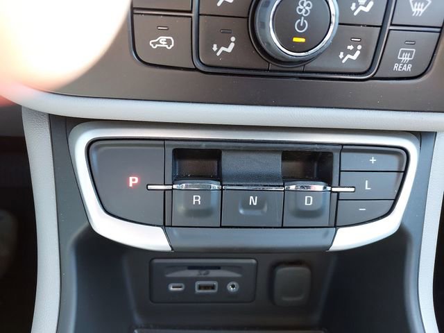 Certified 2023 GMC Terrain SLT image 22