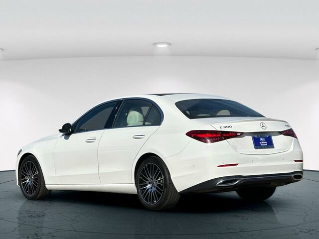 Used 2024 Mercedes-Benz C 300 4MATIC Sedan image 4