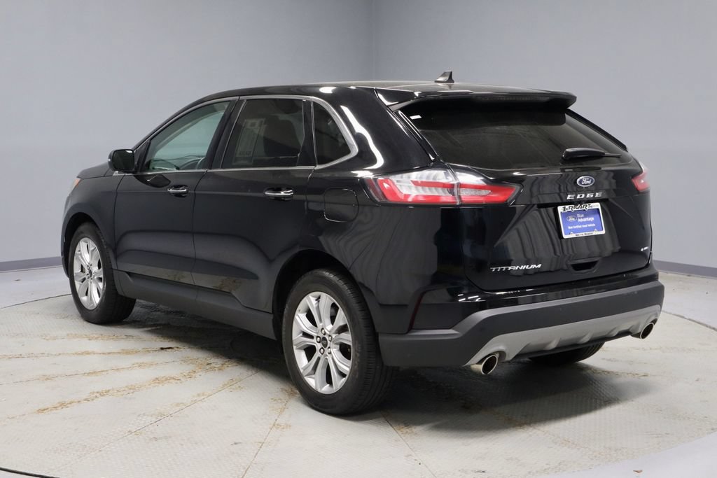 Certified 2024 Ford Edge Titanium AWD/4WD image 10