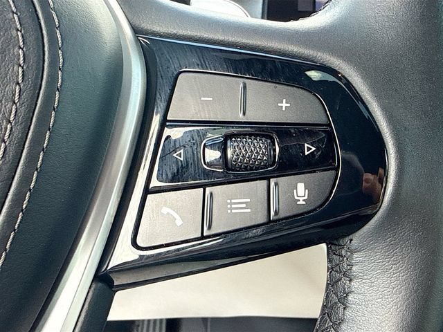 Used 2023 BMW 530i w/ Premium Package RWD image 40