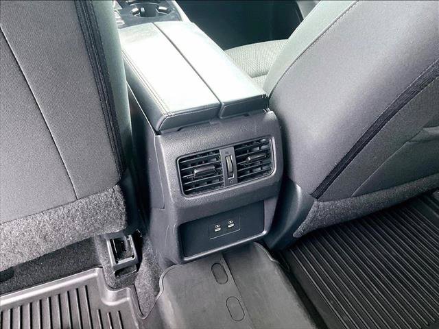 Used 2024 Nissan Rogue SV FWD image 24