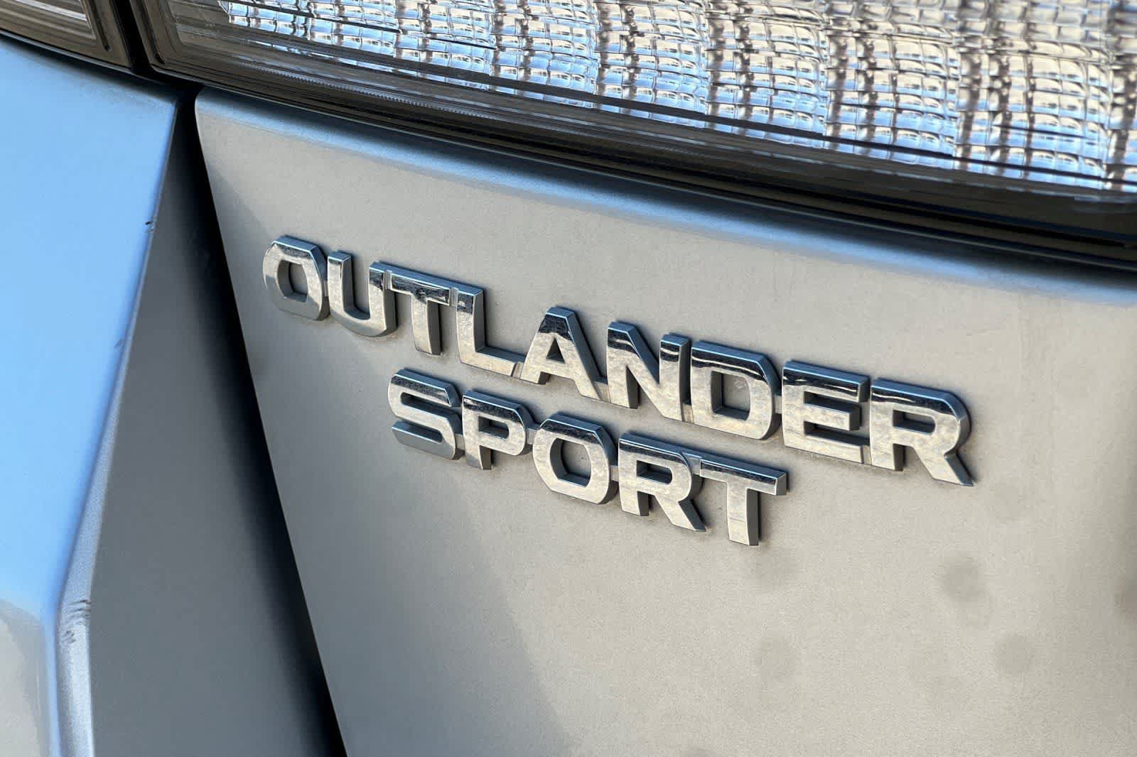 Used 2024 Mitsubishi Outlander Sport ES AWD/4WD image 16