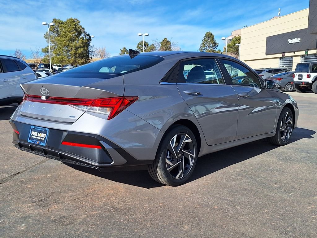 New 2026 Hyundai Elantra Limited image 3