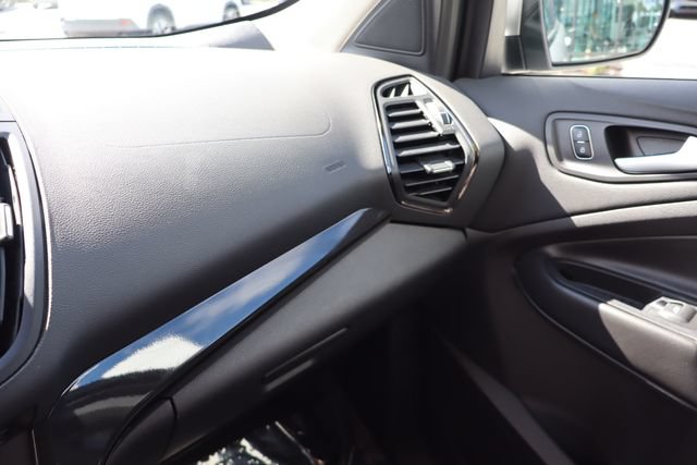 Used 2017 Ford Escape Titanium w/ Equipment Group 301A FWD image 33