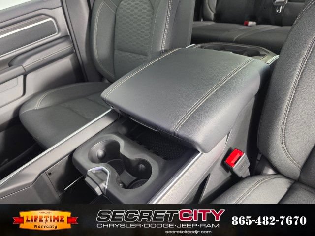 New 2026 RAM 1500 Big Horn AWD/4WD image 25