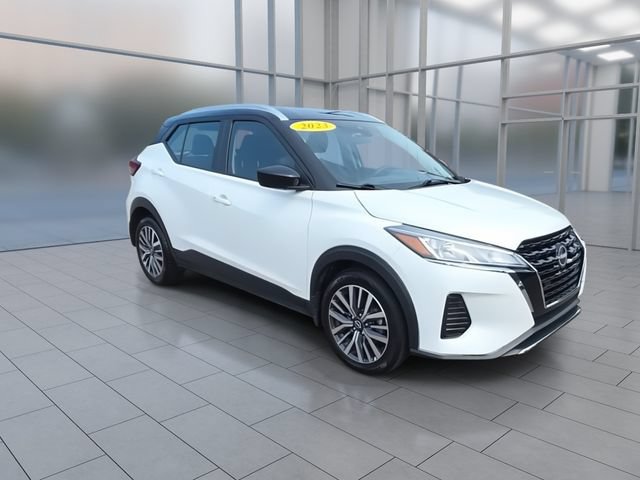 Certified 2023 Nissan Kicks SV FWD image 2