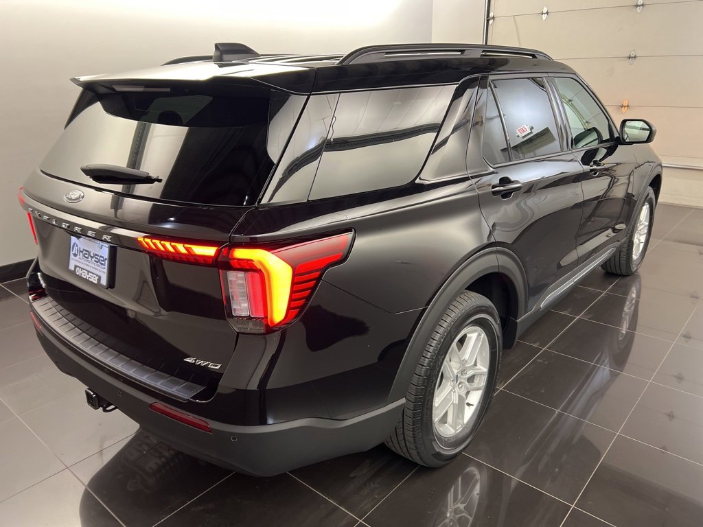 New 2025 Ford Explorer Active image 6