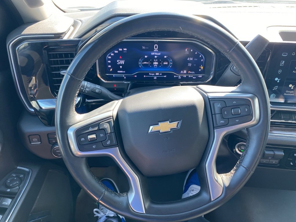 Used 2023 Chevrolet Silverado 1500 LT image 15