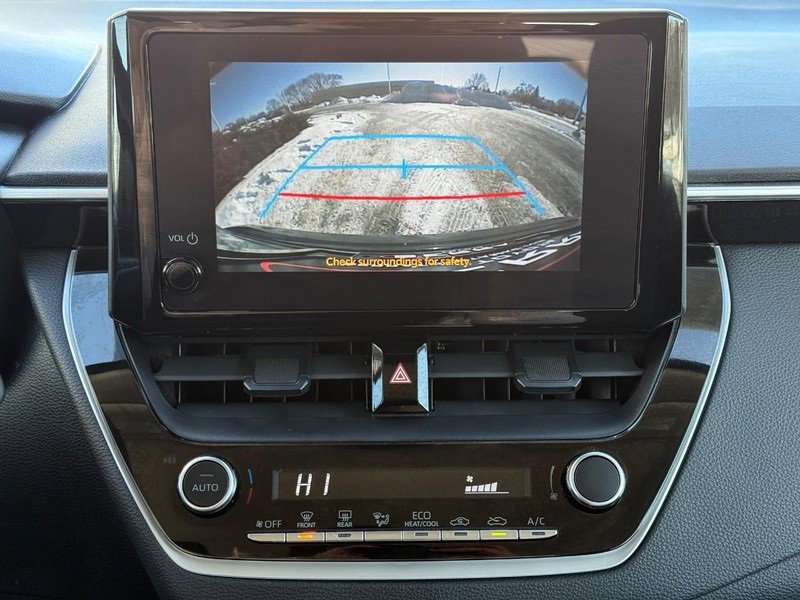 Used 2024 Toyota Corolla LE image 16