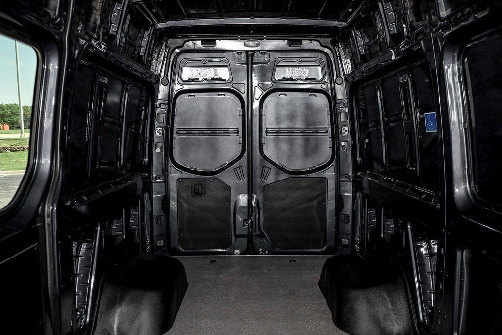 Used 2025 Mercedes-Benz Sprinter 3500 image 21