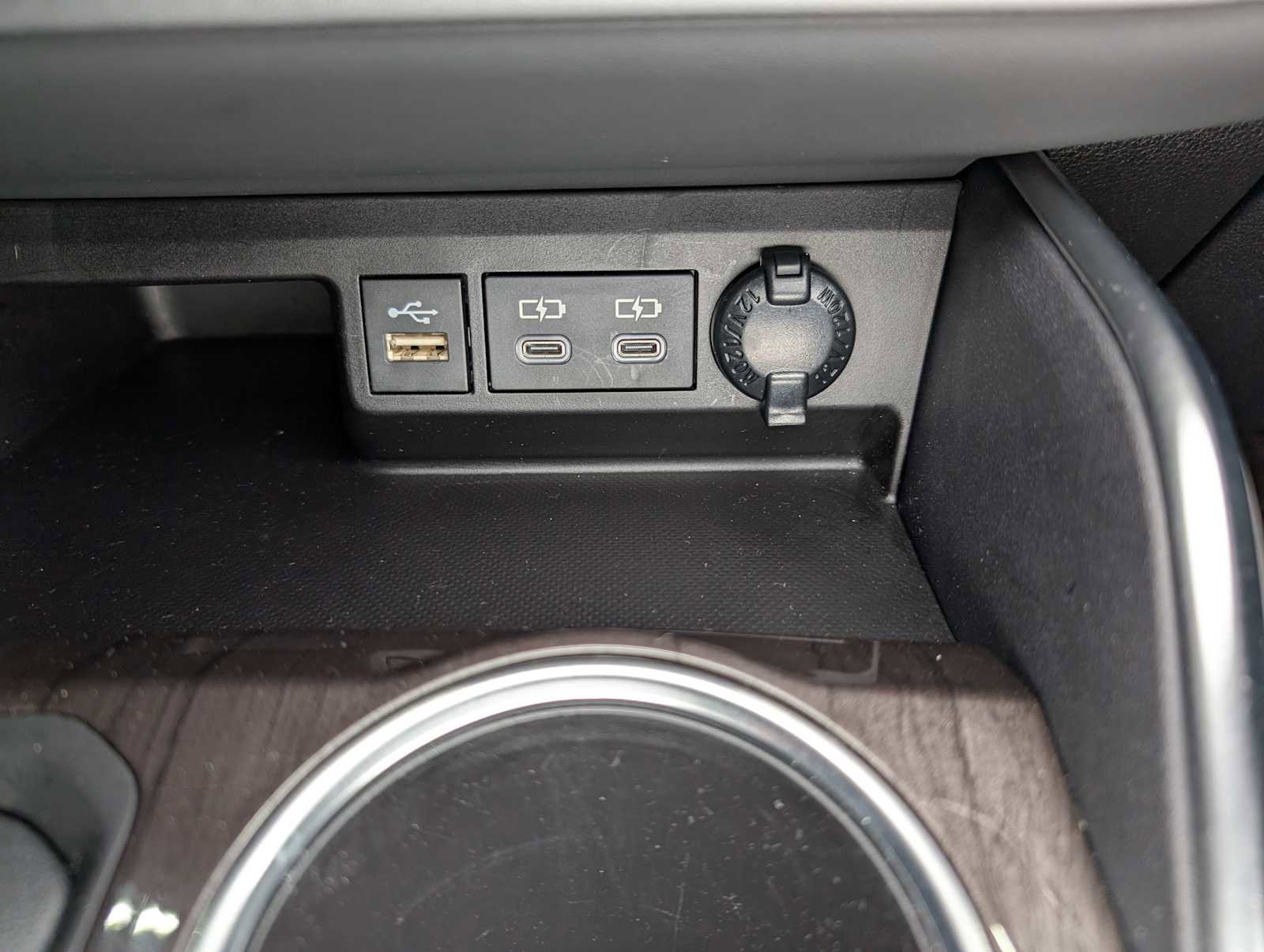 Used 2024 Toyota Highlander Platinum image 30