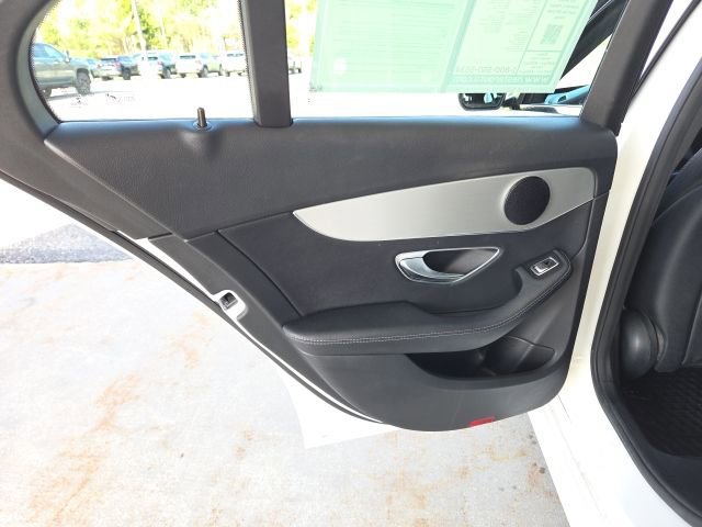 Used 2017 Mercedes-Benz C 300 4MATIC Sedan image 39