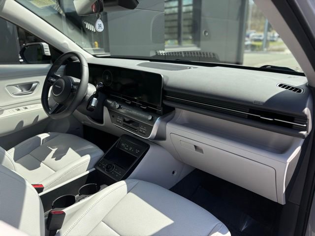 Used 2025 Hyundai Kona Limited image 53