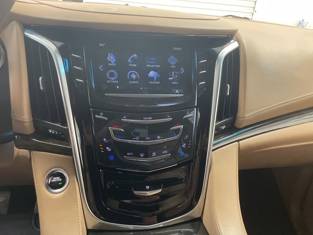 Used 2019 Cadillac Escalade ESV Platinum image 12