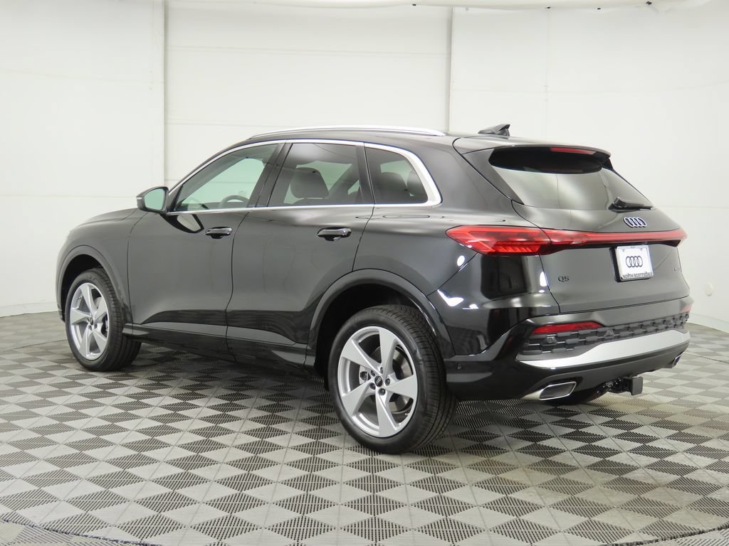 Used 2025 Audi Q5 Premium Plus w/ Premium Plus AWD/4WD image 8