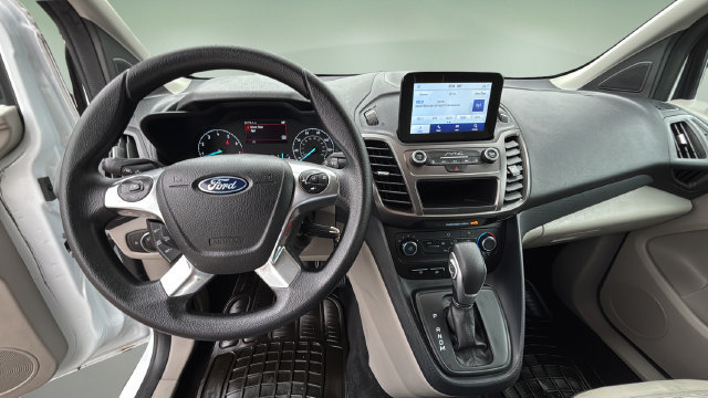 Used 2023 Ford Transit Connect XLT FWD image 9