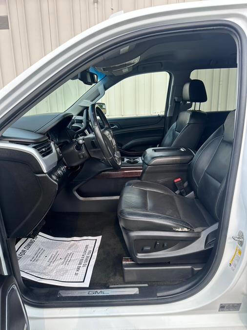 Used 2018 GMC Yukon XL SLT image 30