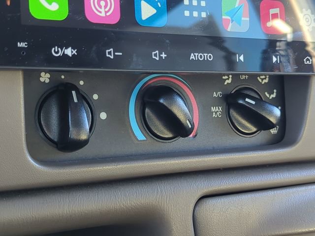 Used 2000 Ford Excursion Limited image 18